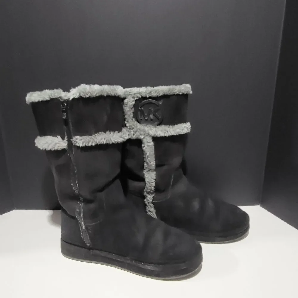 Micheal Kors Women's Size 5 Black Winter Boots